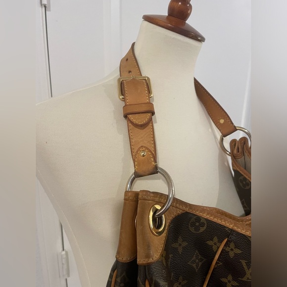 Authentic Louis Vuitton Monogram Galleria Pm - Picture 6 of 15